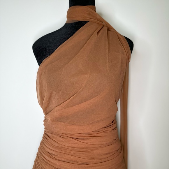 Ludovic de Saint Sernin Halter Kendall Dress - Picture 5 of 11